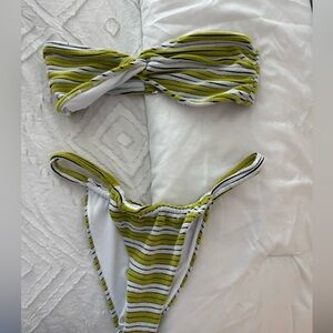 Bright swimwear bathing suit set